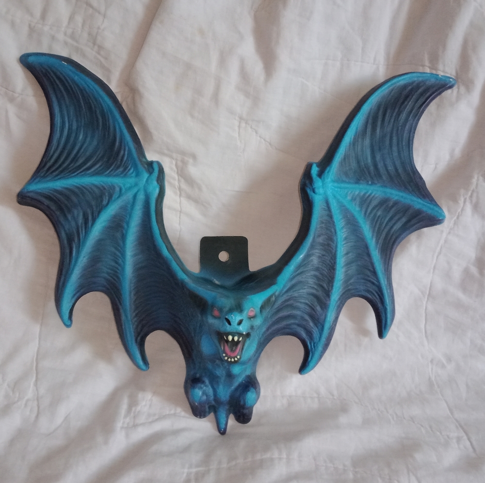 Vintage Y2K Halloween Ruby's Vampire Bat Glow In Dark Teeth Wall Decor Blow Form